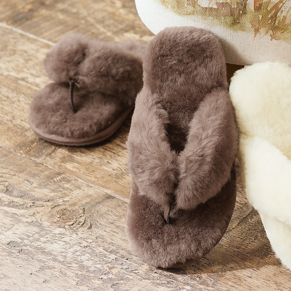 sheepskin flip flop slippers